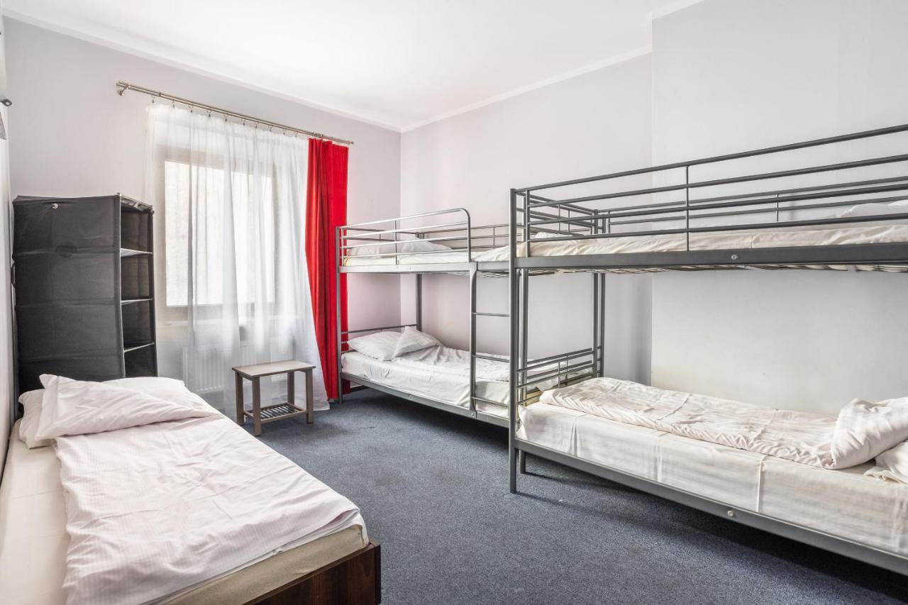 Shick Hostel Wrocław Dış mekan fotoğraf
