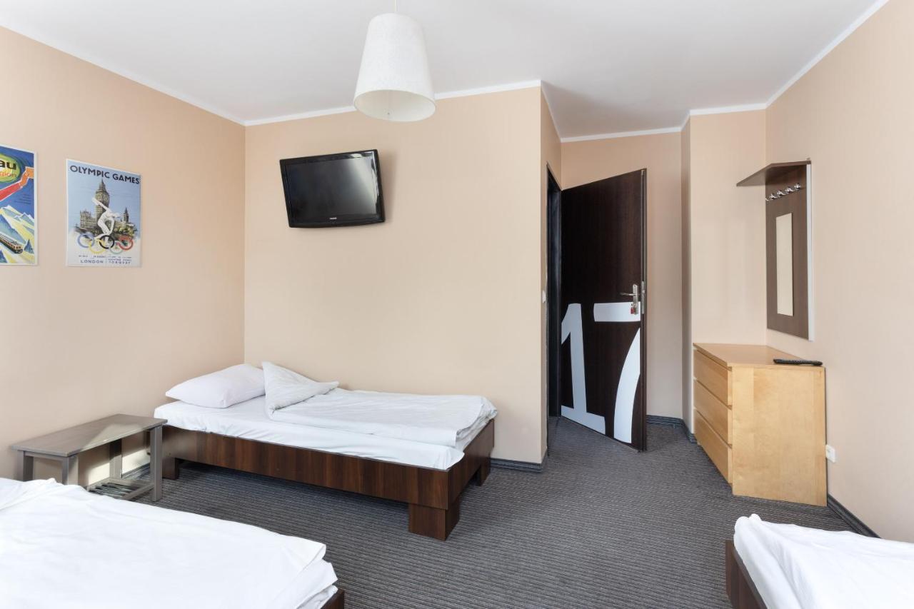 Shick Hostel Wrocław Dış mekan fotoğraf